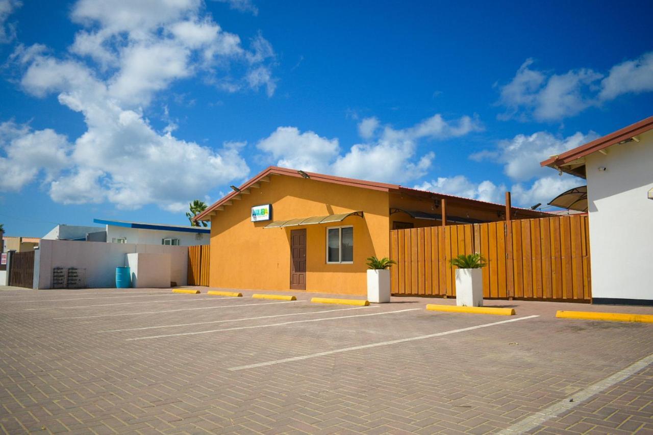 Aruba Smart Apartments Palm Beach Exterior foto